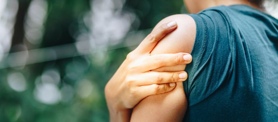 Douleur au bras gauche : un signe d’infarctus ? Douleur au bras gauche : un signe d'infarctus ?