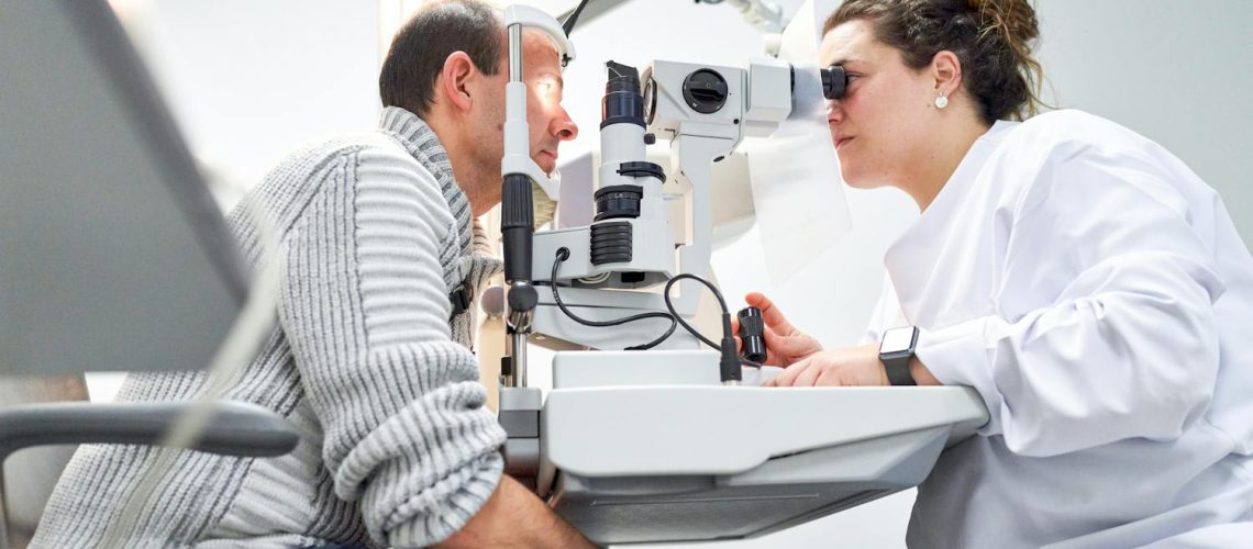 Ectropion : symptômes, causes, traitement