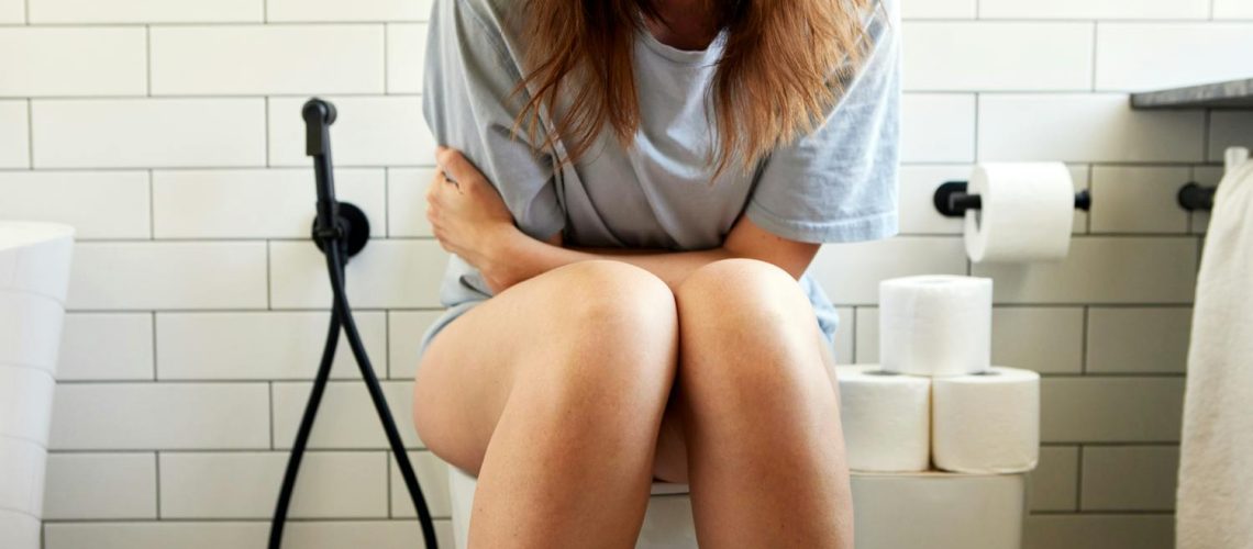 Urétrite chez la femme : symptômes, causes, traitements Urétrite chez la femme : symptômes, causes, traitements